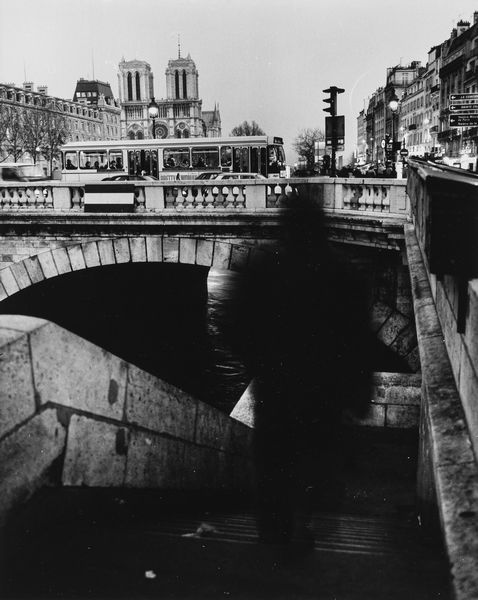 Louis Stettner : Paris, Notre Dame  - Asta Fotografia - Associazione Nazionale - Case d'Asta italiane