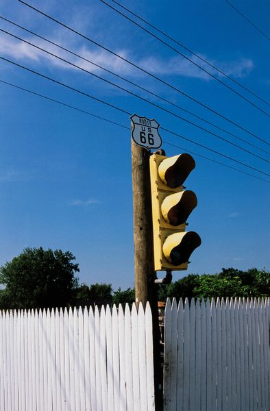 Franco Fontana : Route 66 - Illinois  - Asta Fotografia - Associazione Nazionale - Case d'Asta italiane