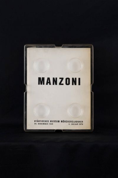 PIERO MANZONI Soncino (CR) 1933 - 1963 Milano : Manzoni - Stdtisches Museum Mnchengladbach - 26 november 1969 / 4 januar 1970  - Asta Asta 191 Grafica - Associazione Nazionale - Case d'Asta italiane