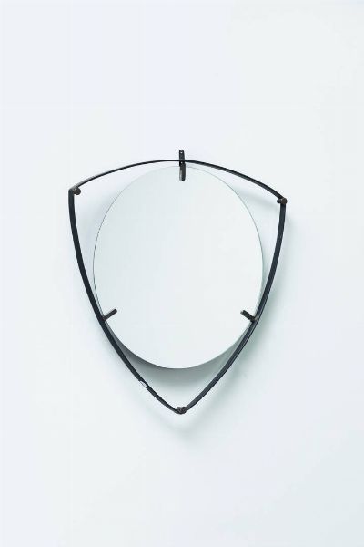 SANT'AMBROGIO DE BERTI : Specchio con cornice in metallo verniciato. Etichetta del Produttore al retro Anni '50 cm  81 5x80  - Asta Asta 193 Design - Associazione Nazionale - Case d'Asta italiane