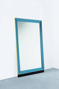 CRISTAL ART - Specchiera con bordo in vetro colorato  cornice in ottone. Anni '60 cm 195x116x7