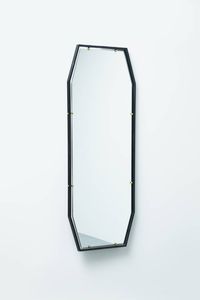 PRODUZIONE ITALIANA - Specchio con cornice in metallo laccato  particolari in ottone. Anni '50 cm 148x56