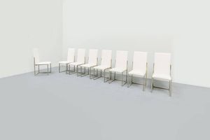 PRODUZIONE ITALIANA - Otto sedie con struttura in metallo  rivestimento in tessuto. Anni'70 cm 100x53x42