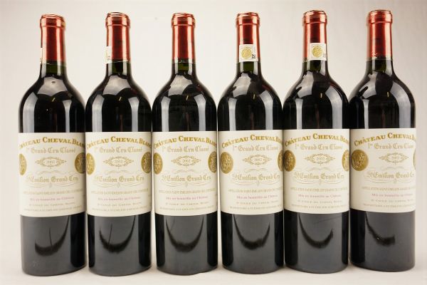 Château Cheval Blanc 2002  - Asta L'Arte del Collezionare - Vini italiani e francesi da cantine selezionate - Associazione Nazionale - Case d'Asta italiane