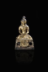 FIGURA DIA AMITAYUS - Figura di Amitayus seduto in bronzo dorato  Cina  dinastia Qing  XVIII secolo. h cm 19x11 5
