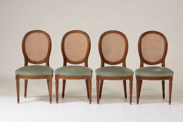 Gruppo di dieci sedie e due poltrone in stile Luigi XVI  - Asta Una Propriet Lombarda | Cambi Time - Associazione Nazionale - Case d'Asta italiane