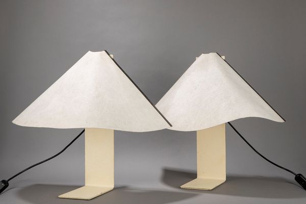 ,Vico Magistretti : Due lampade modello Porsenna  - Asta Design e Arti Decorative - Associazione Nazionale - Case d'Asta italiane