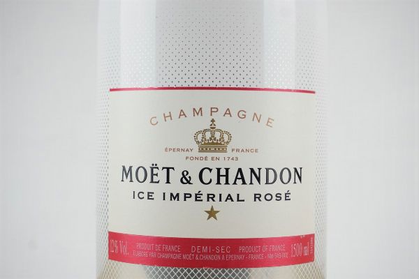 Moët & Chandon Ice Imperial Rosé  - Asta Asta a tempo | Smart Wine - Associazione Nazionale - Case d'Asta italiane