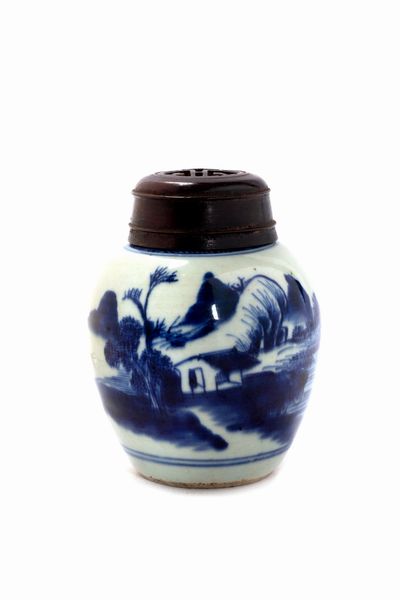 Antica piccola giara in porcellana bianca e blu con paesaggio fluviale, Cina  - Asta Arte Orientale - Associazione Nazionale - Case d'Asta italiane