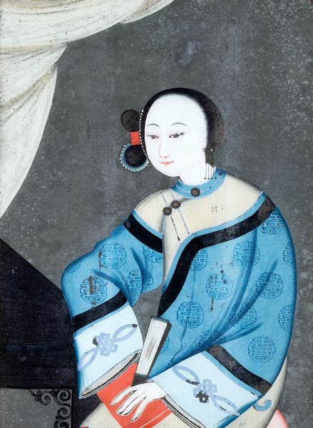 Dipinto sottovetro raffigurante ritratto di fanciulla con ventaglio, Cina inizi secolo XIX  - Asta Arte Orientale - Associazione Nazionale - Case d'Asta italiane