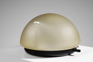 VEART : Lampada da tavolo Tank  - Asta Asta 351 | Design - Associazione Nazionale - Case d'Asta italiane