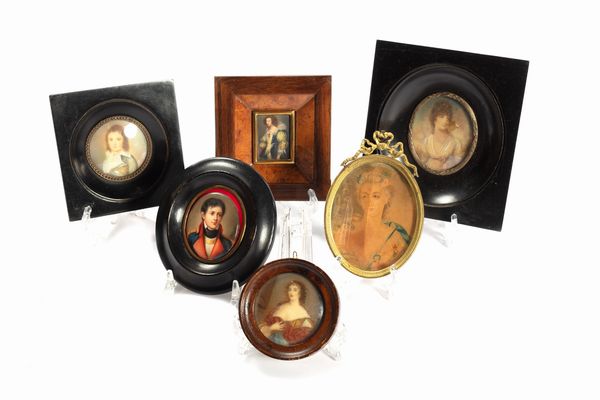 Lotto composto da sei miniature, secoli XIX - XX  - Asta Incanti d'Arte - Associazione Nazionale - Case d'Asta italiane