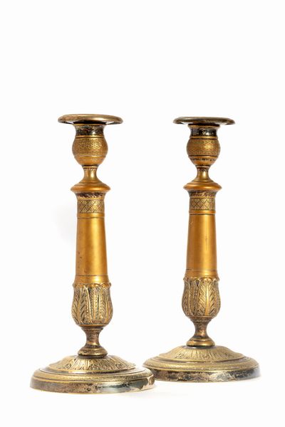 Coppia di candelieri in bronzo, secolo XIX  - Asta Incanti d'Arte - Associazione Nazionale - Case d'Asta italiane