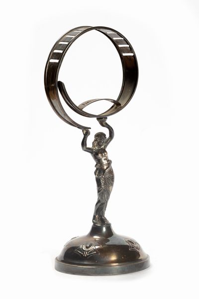 Scultura-utensile in metallo argentato, Francia inizi secolo XX  - Asta Incanti d'Arte - Associazione Nazionale - Case d'Asta italiane