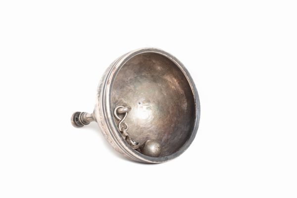 Campanello in argento, Genova secolo XVIII  - Asta Incanti d'Arte - Associazione Nazionale - Case d'Asta italiane