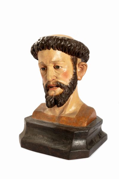 Antica scultura in legno laccato raffigurante testa di San Francesco d'Assisi  - Asta Incanti d'Arte - Associazione Nazionale - Case d'Asta italiane