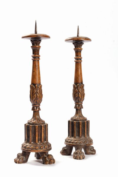 Coppia di candelieri in legno, secolo XX  - Asta Incanti d'Arte - Associazione Nazionale - Case d'Asta italiane