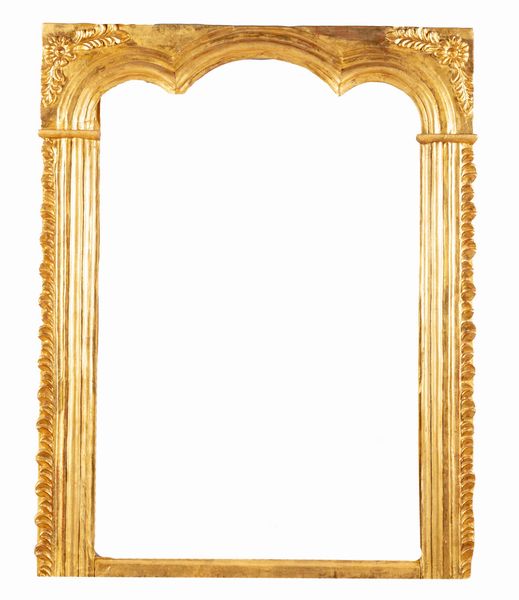 Specchiera in legno intagliato e dorato  - Asta Incanti d'Arte - Associazione Nazionale - Case d'Asta italiane