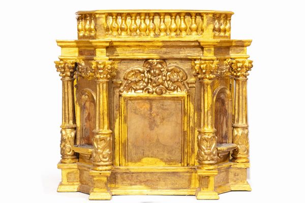 Tabernacolo in legno dorato, secolo XVII  - Asta Incanti d'Arte - Associazione Nazionale - Case d'Asta italiane
