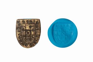 Lotto composto da quattro sigilli in bronzo, due circolari e due a scudo, con stemmi nobiliari, secoli XIII - XIV  - Asta Incanti d'Arte - Associazione Nazionale - Case d'Asta italiane