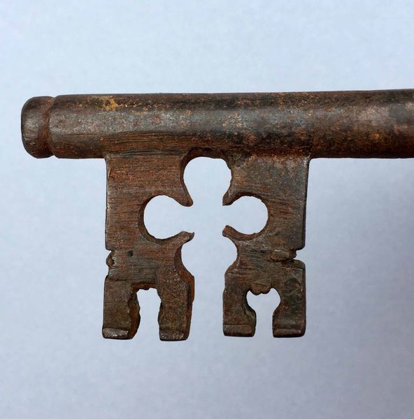 Lotti di cinque antiche chiavi  - Asta Antiquariato Febbraio | Cambi Time - Associazione Nazionale - Case d'Asta italiane