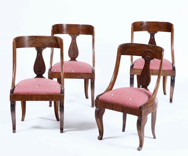 Quattro sedie in legno con schienale a cartella, XIX secolo  - Asta Antiquariato Febbraio | Cambi Time - Associazione Nazionale - Case d'Asta italiane