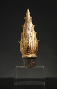 Arte Sud-Est Asiatico - Grande fiamma da Ushnisha in bronzo dorato Tailandia, Ayutthaya (1351-1767), XV secolo
