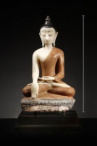 Arte Sud-Est Asiatico - Grande figura di Buddha in alabastro dipinto Birmania, inizio XIX secolo