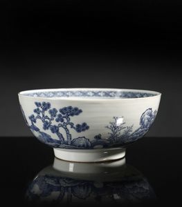 Arte Cinese - Ciotola Nanchino in porcellana bianco e blu  Cina, periodo Transizione, XVII secolo