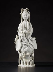 Arte Cinese - Guanyn in porcellana Dehua Cina, XIX secolo