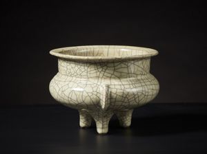 Arte Cinese - Incensiere tripode in porcellana Ge  Cina, XX secolo