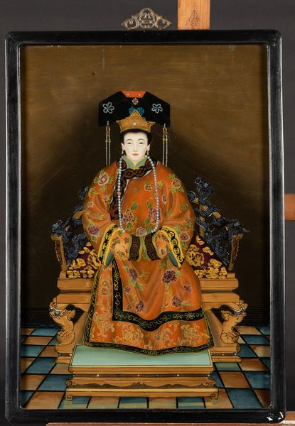 Dipinto su vetro raffigurante Imperatrice, Cina, XX secolo  - Asta Arte Orientale | Cambi Time - Associazione Nazionale - Case d'Asta italiane