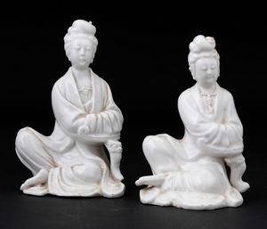 Due figure di Guanyin in porcellana Blanc de Chine, Cina, Dinastia Qing, XIX secolo  - Asta Arte Orientale | Cambi Time - Associazione Nazionale - Case d'Asta italiane