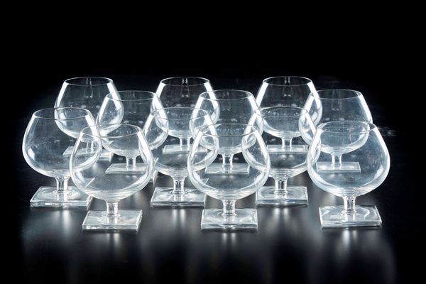 Dodici coppe da cognac  - Asta Arredo per la tavola | Cambi Time - Associazione Nazionale - Case d'Asta italiane