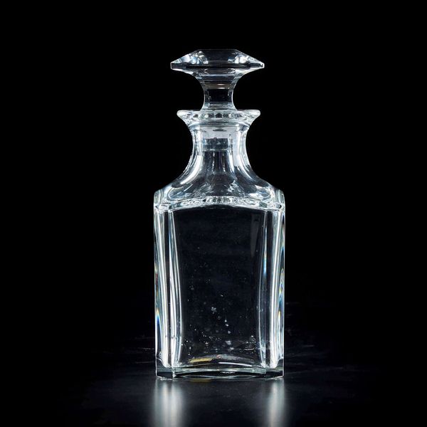 Bottiglia da whisky<BR>Francia, manifattura Baccarat, seconda met XX secolo  - Asta Arredo per la tavola | Cambi Time - Associazione Nazionale - Case d'Asta italiane