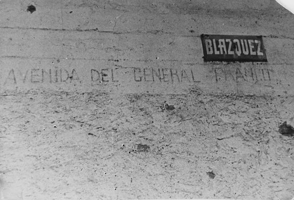 ,Gerda Taro : Front of Cordoba, Spain (Avenida del General Franco, Blazquez)  - Asta Fotografia - Associazione Nazionale - Case d'Asta italiane