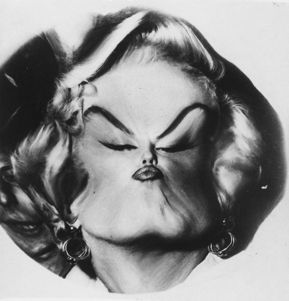 ,Weegee : Marilyn Monroe (Distorsion)  - Asta Fotografia - Associazione Nazionale - Case d'Asta italiane