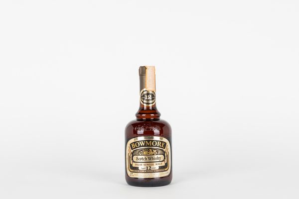 ,Scozia : Bowmore Dumpy Bottle 12 YO  - Asta Vini e Distillati - Associazione Nazionale - Case d'Asta italiane
