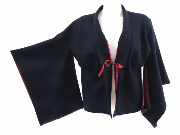 Giacca in lana blu e seta rossa  - Asta Fashion Vintage e Bijoux / Un guardaroba maschile - Associazione Nazionale - Case d'Asta italiane