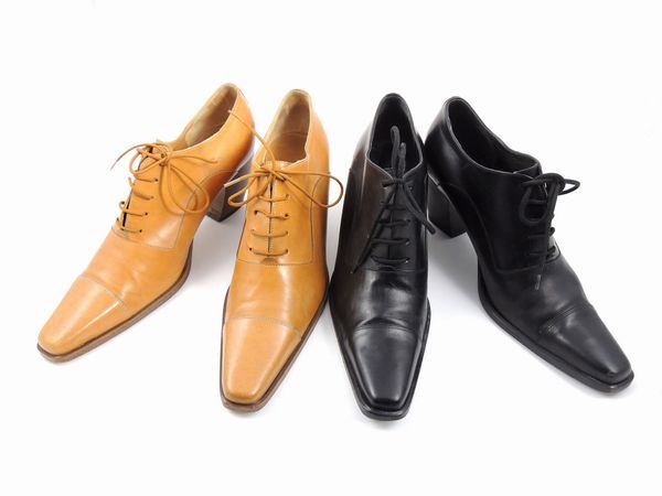 Due paia di scarpe in pelle nera e cuoio, Sartore  - Asta Fashion Vintage e Bijoux / Un guardaroba maschile - Associazione Nazionale - Case d'Asta italiane