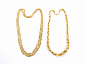 Lotto di collane in metallo dorato  - Asta Fashion Vintage e Bijoux / Un guardaroba maschile - Associazione Nazionale - Case d'Asta italiane