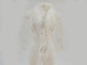 Camicia in tulle e marab bianco, Valentino  - Asta Fashion Vintage e Bijoux / Un guardaroba maschile - Associazione Nazionale - Case d'Asta italiane