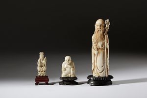 Arte Cinese - Gruppo di tre figure in avorio Cina, inizio XX secolo
