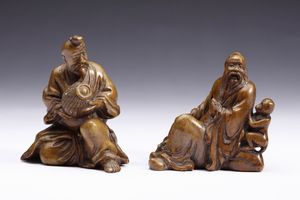 Arte Cinese - Due gruppi in saponaria raffiguranti anziani saggi Cina, XIX secolo