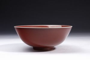 Arte Cinese - Ciotola in porcellana monocroma rossaCina, XX secolo