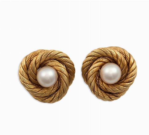 Orecchini con perle coltivate  - Asta Vintage, Gioielli e Bijoux - Associazione Nazionale - Case d'Asta italiane