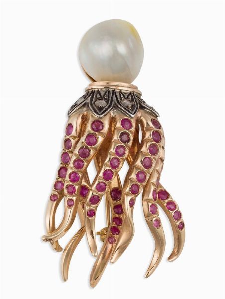 Spilla con perla, rubini e rosette di diamante  - Asta Vintage, Gioielli e Bijoux - Associazione Nazionale - Case d'Asta italiane