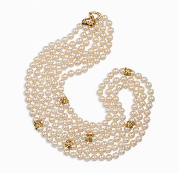 Misani. Girocollo composto da tre fili di perle coltivate  - Asta Vintage, Gioielli e Bijoux - Associazione Nazionale - Case d'Asta italiane