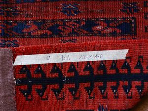 Due tappeti caucasici di vecchia manifattura  - Asta Arredi, argenti, dipinti e curiosit d'epoca in parte provenienti da Villa Mannelli - Associazione Nazionale - Case d'Asta italiane