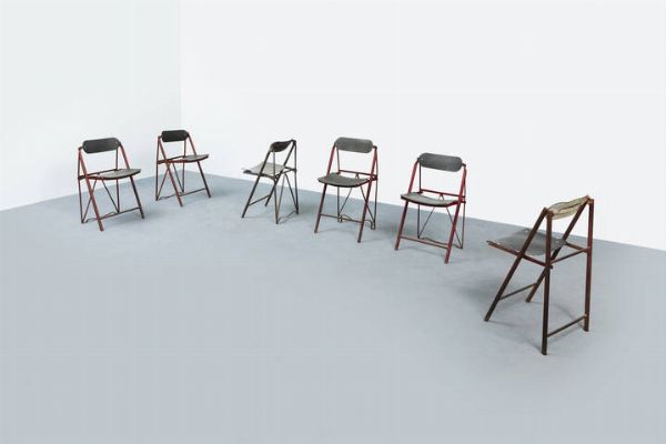 GRADEVOLE MILANO : Sei sedie pieghevoli in ferro verniciato. Etichetta del Produttore Anni '50 cm 75x44x41  - Asta Asta 202 Design - Associazione Nazionale - Case d'Asta italiane